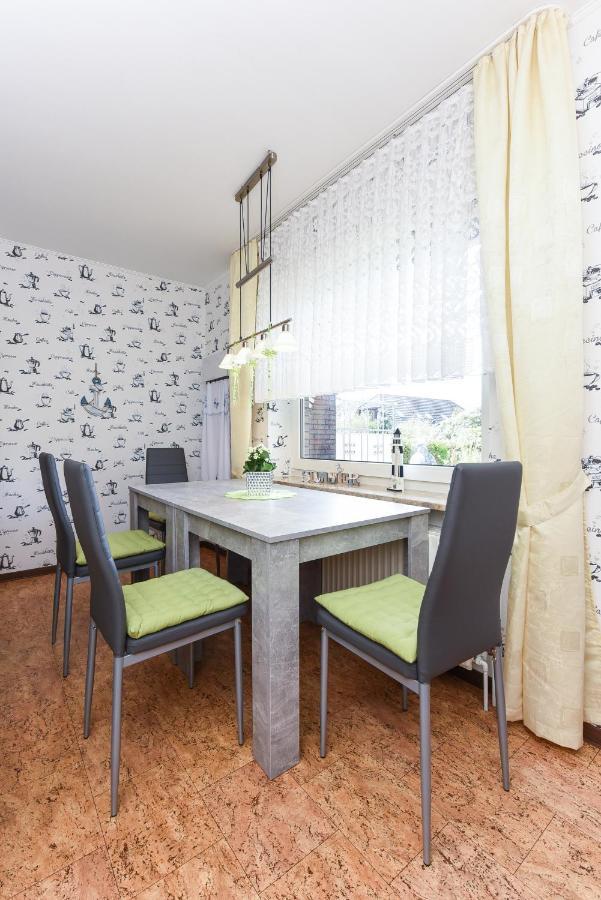 Haus Sonne & Meer Esens Exterior photo